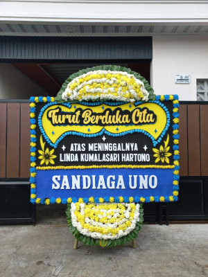 Papan Bunga Duka di Medan Deli